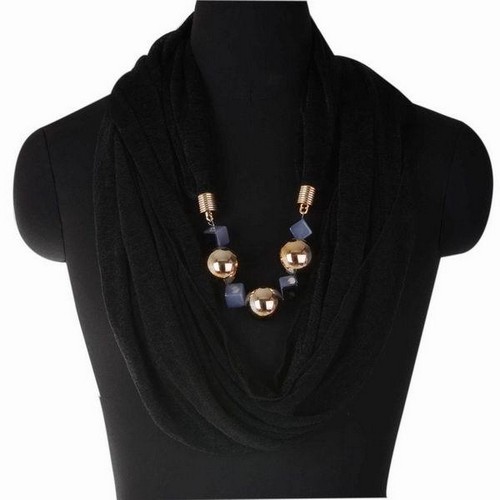 Foulard bijoux