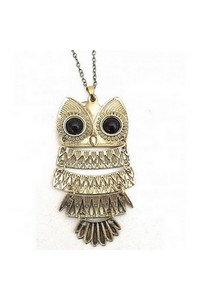 Collier chouette dor&eacute;